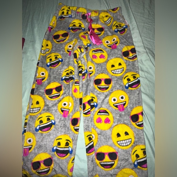 Emoji pijama - Picture 1 of 2